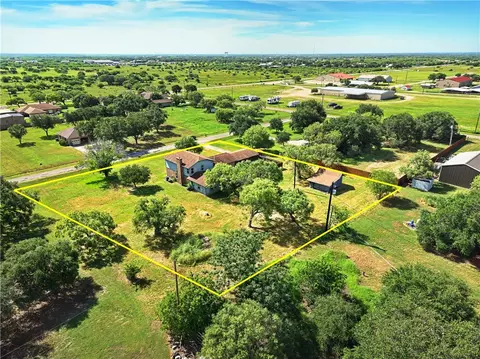 View/Area - 106 Adkins, Refugio, TX 78377 photo 5 of 5