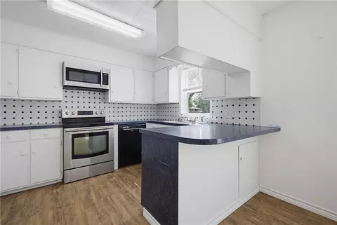 Kitchen - 106 Adkins, Refugio, TX 78377 photo 1 of 2