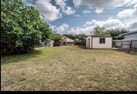 2658 Camargo Dr, Corpus Christi, TX 78415