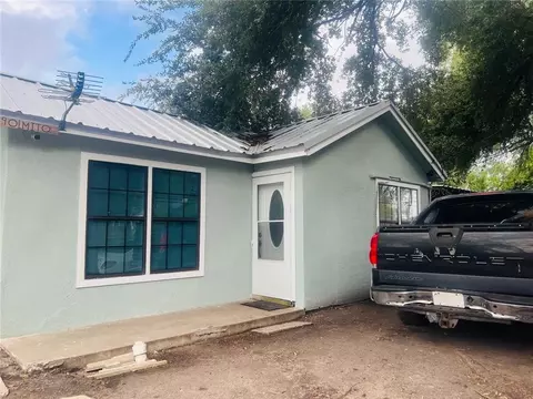 319 Olmito St, Alice, TX 78332