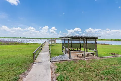 View/Area - 137 Windy Ridge Loop, Mathis, TX 78368 photo 3 of 8