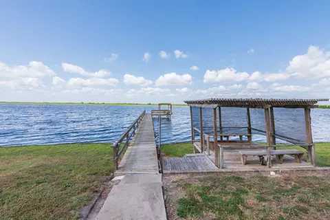 View/Area - 137 Windy Ridge Loop, Mathis, TX 78368 photo 6 of 9
