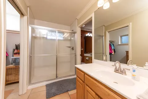 Bath - 137 Windy Ridge Loop, Mathis, TX 78368 photo 1 of 3
