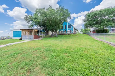 Exterior - 137 Windy Ridge Loop, Mathis, TX 78368 photo 4 of 7