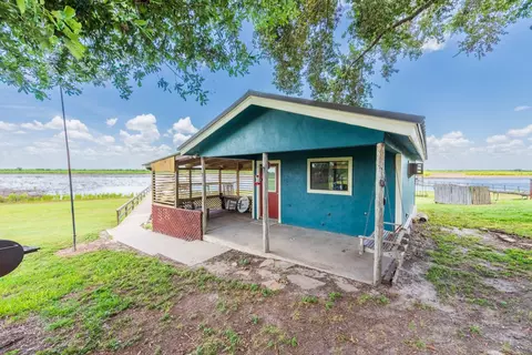 Exterior - 137 Windy Ridge Loop, Mathis, TX 78368 photo 5 of 7