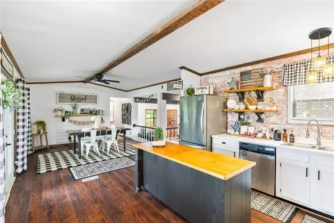 Kitchen - 200 Baggs Trl, Mathis, TX 78368 photo 1 of 2