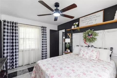 Bedroom - 200 Baggs Trl, Mathis, TX 78368 photo 3 of 4