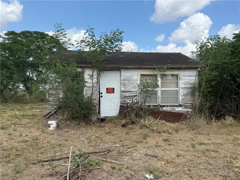 tbd N Francis St, Bishop, TX 78343