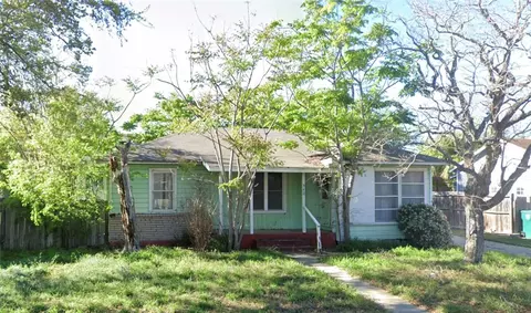 842 Rosedale Dr, Corpus Christi, TX 78411