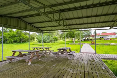 8259 Baldwin, Mathis, TX 78368 photo 22