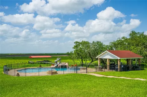 8259 Baldwin, Mathis, TX 78368 photo 16