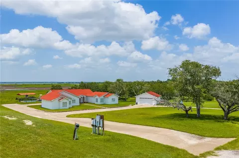 8259 Baldwin, Mathis, TX 78368 photo 3