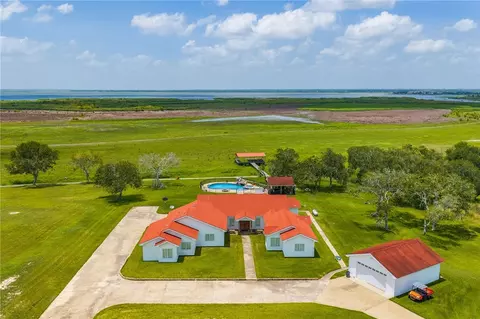 8259 Baldwin, Mathis, TX 78368 photo 5