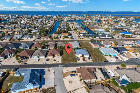 15121 Crossjack St, Corpus Christi, TX 78418
