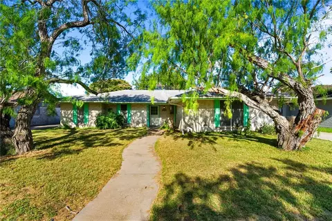 1030 Pyramid Dr, Corpus Christi, TX 78412
