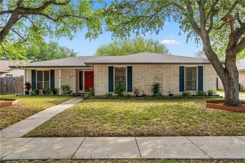 311 Seco Dr, Portland, TX 78374
