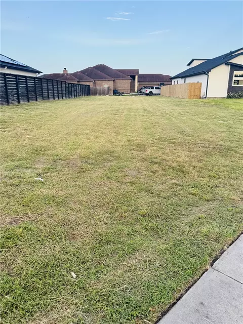 6610 Brockhampton St, Corpus Christi, TX 78414
