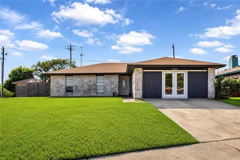 2837 Vancouver Dr, Corpus Christi, TX 78414