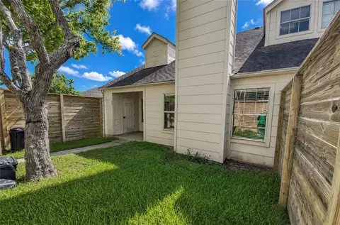 7252 The Mansions Dr #O-4, Corpus Christi, TX 78414