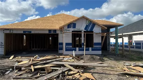 9558 Swedish Oak Dr, Corpus Christi, TX 78410