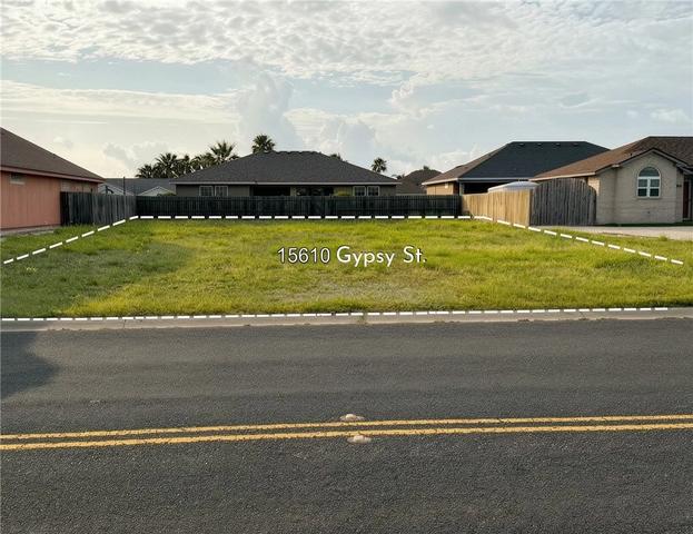 15610 Gypsy St, Corpus Christi, TX 78418