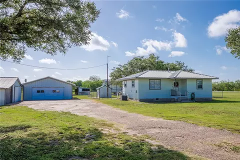 630 S County Road 305, Orange Grove, TX 78372