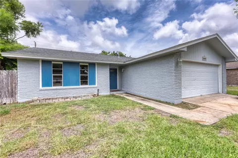 2010 Sean Dr, Corpus Christi, TX 78412