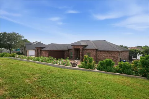 3805 Castle Valley Dr, Corpus Christi, TX 78410