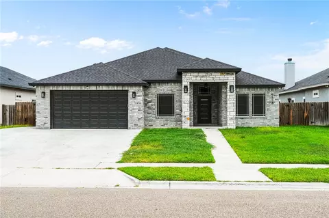 9518 Spanish Oak Dr, Corpus Christi, TX 78410