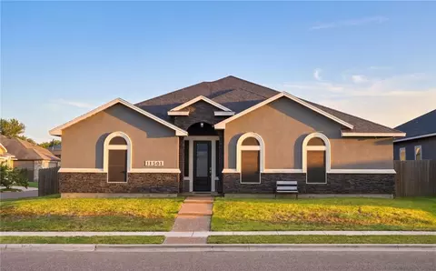 11501 Willowood Creek Dr, Corpus Christi, TX 78410