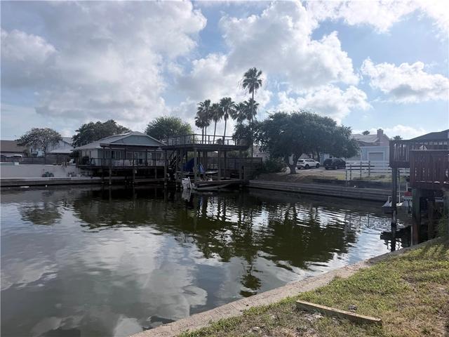 15305 Cartagena Ct, Corpus Christi, TX 78418