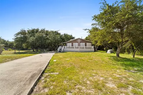 245 Griffith Dr, Rockport, TX 78382