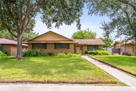 1917 S 7th St, Kingsville, TX 78363