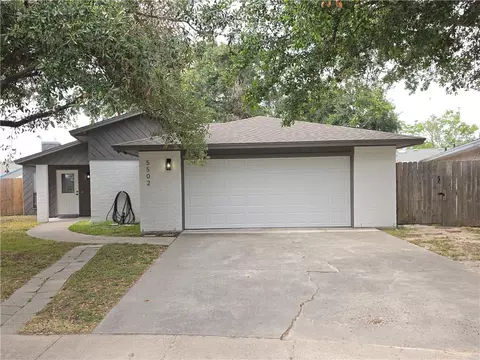 5502 Crossgate Dr N, Corpus Christi, TX 78413