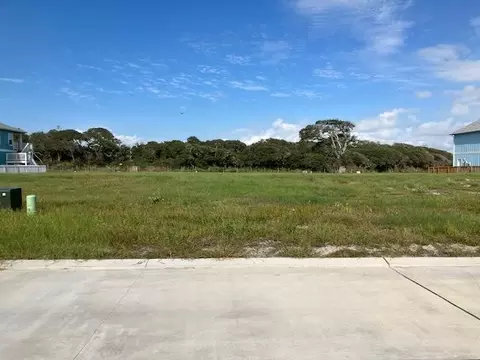 148 Breezeway Dr, Rockport, TX 78382