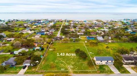 3745 Sweet Bay Dr, Corpus Christi, TX 78418
