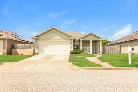 7508 Star Harbor Dr, Corpus Christi, TX 78414