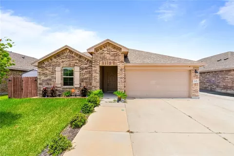 7825 Salais Dr, Corpus Christi, TX 78414