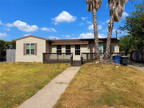 1337 Cambridge Dr, Corpus Christi, TX 78415