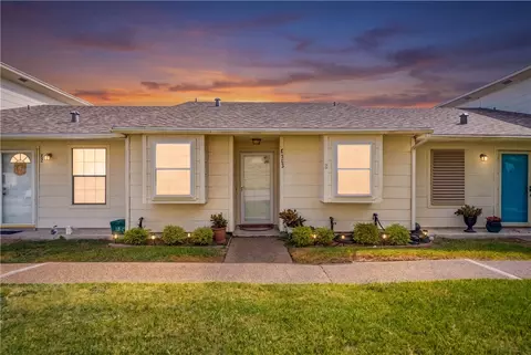 7252 The Mansions Dr #3, Corpus Christi, TX 78414
