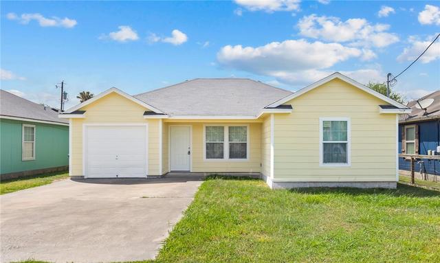534 Military Dr, Corpus Christi, TX 78418