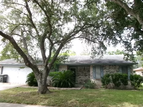 3710 Mendenhall Dr, Corpus Christi, TX 78415