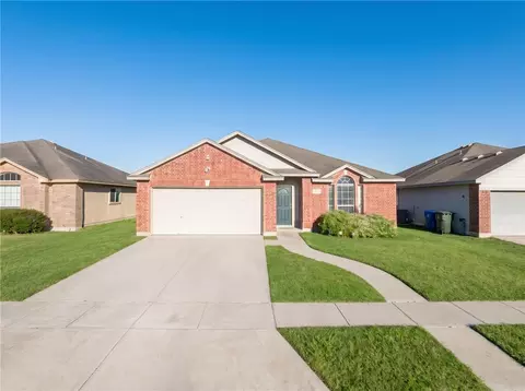 3805 Los Arroyos Dr, Corpus Christi, TX 78414