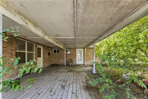Exterior - 706 E Henderson St, Bishop, TX 78343 photo 7 of 8