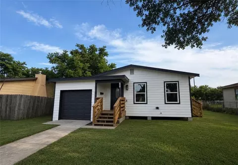 5741 Bobalo Dr, Corpus Christi, TX 78412