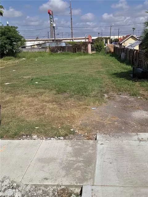 3025 David St, Corpus Christi, TX 78405