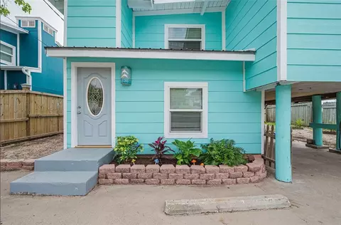 410 N Sandpiper, Ingleside On The Bay, TX 78362