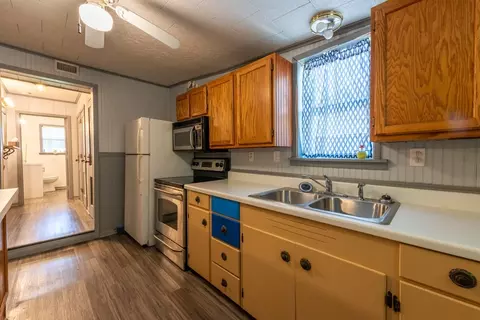 Kitchen - 307 Stephens Loop, Mathis, TX 78368 photo 1 of 2