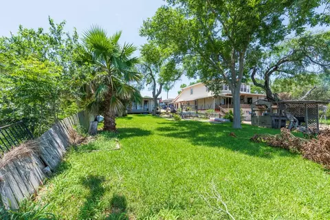 Exterior - 307 Stephens Loop, Mathis, TX 78368 photo 6 of 12