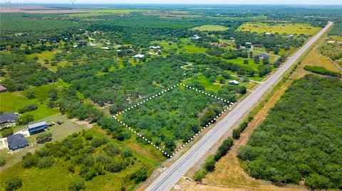 5452 N Main St, Mathis, TX 78368 photo 4